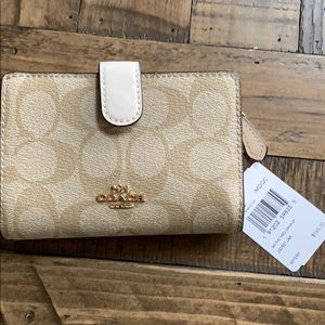 Brand new Coach Wallet